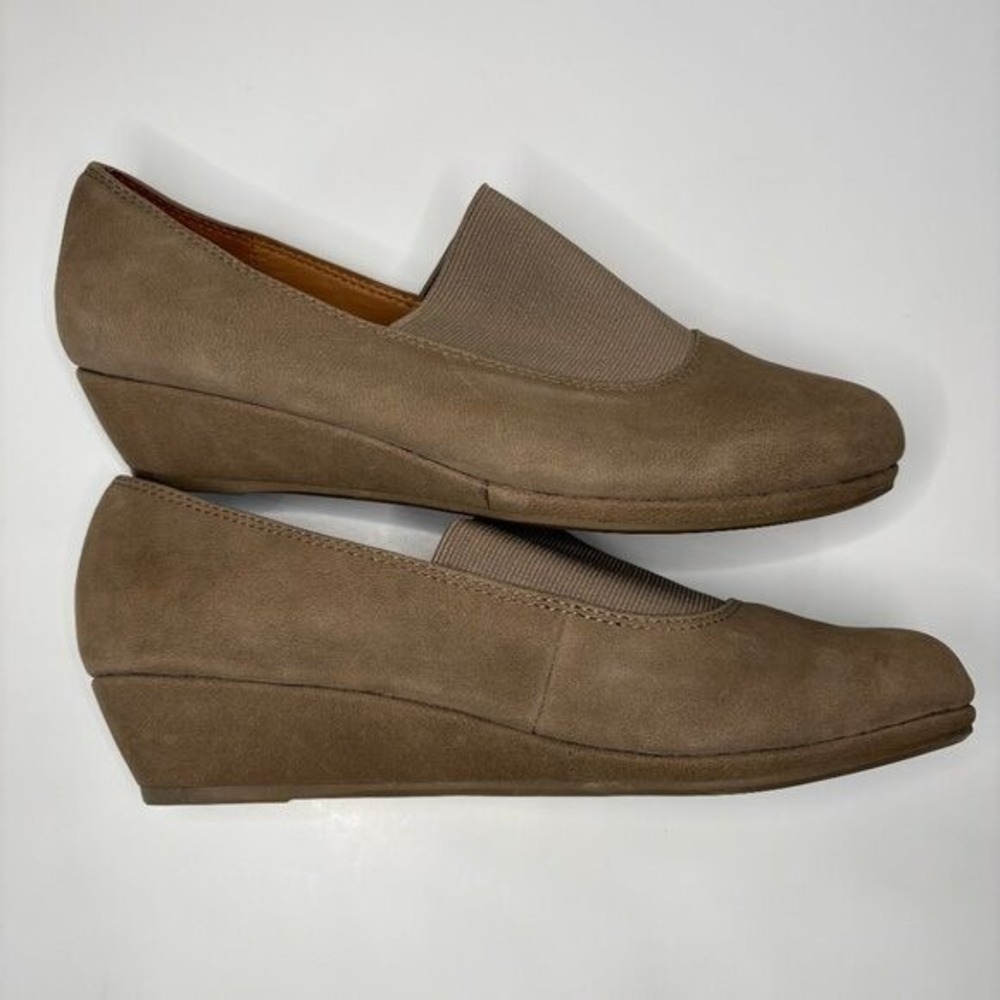 Gentle Souls by Kenneth Cole Women Nova Demi-Wedge Work Shoe Size 8 Brown Office - Picture 4 of 9